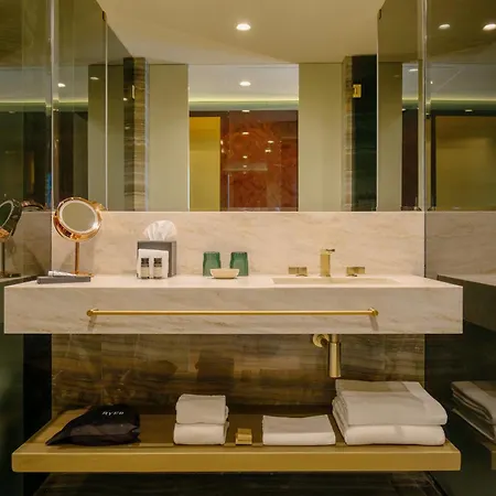 Hotel Foz & - Member Of Design 5*